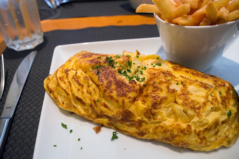 chamonix-france-travel-diary-lifestyle-blog-blogger-photo-diary-omelette-foodie